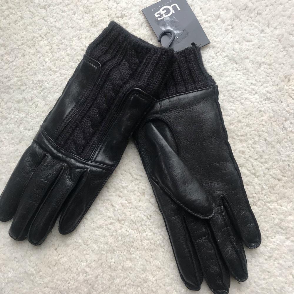 Genuine Black soft leather UGG gloves.
